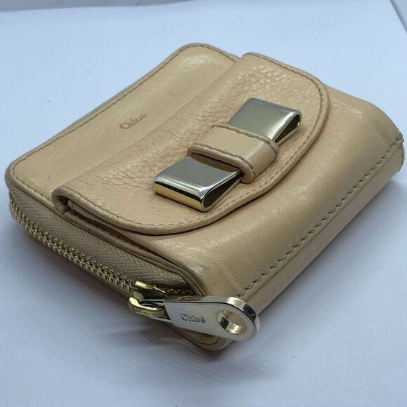 Chloe Beige Leather Small Designer Wallet w/ Box, Dust Bag & Authenticity Card - Picture 5 of 14